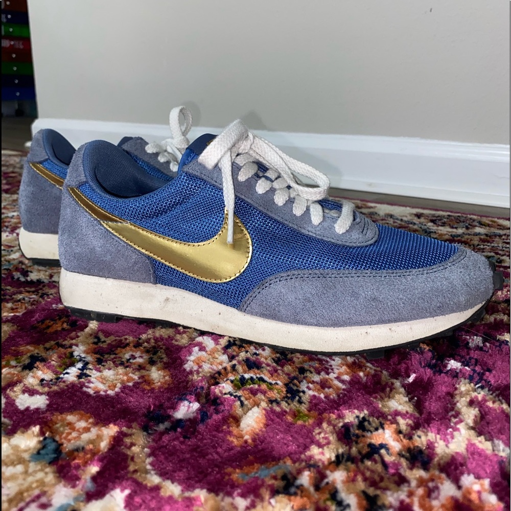 Nike Size 8.5 Shoes